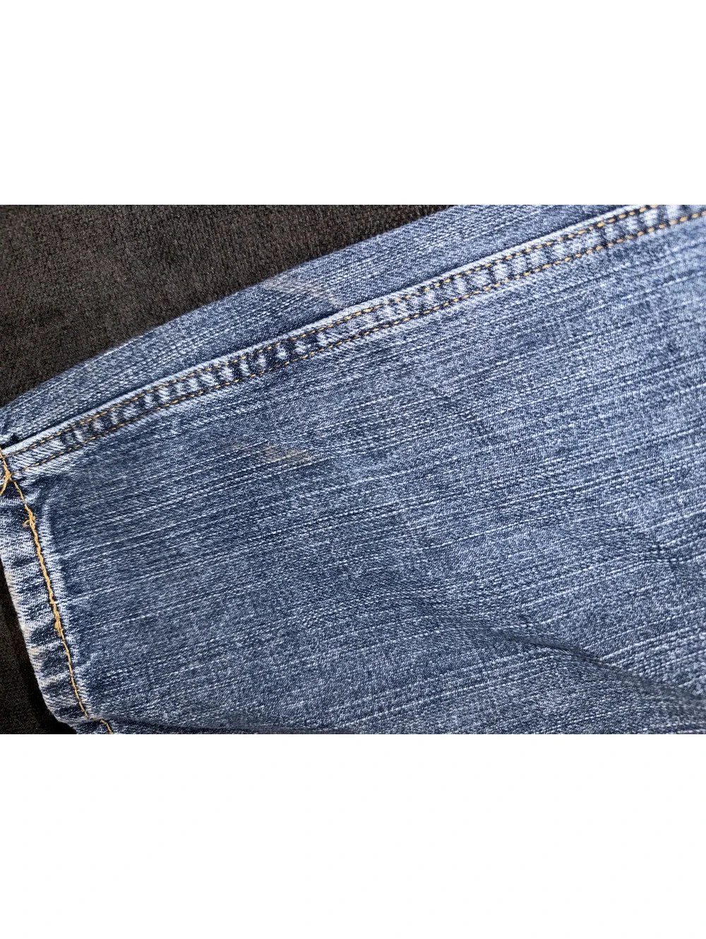 Levis sku feature fit